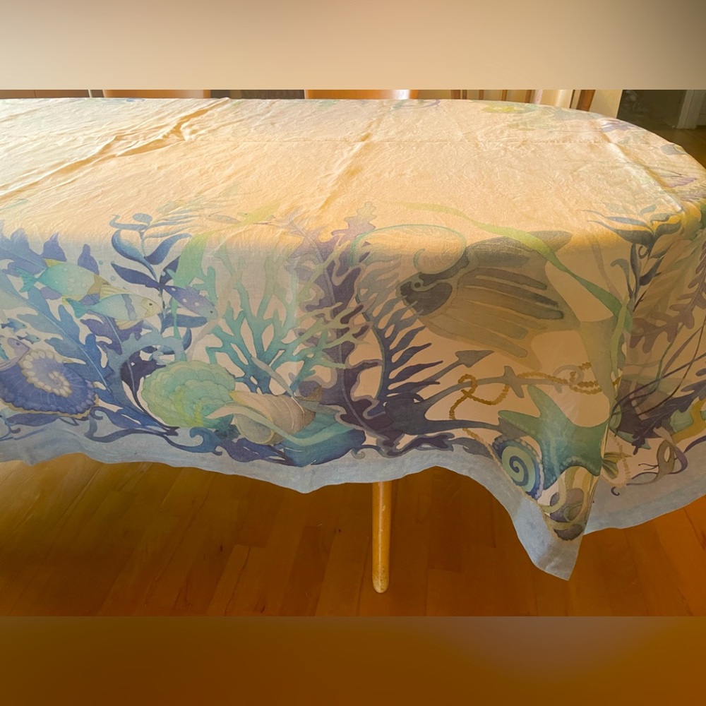 Oblong Linen Tortuga Tablecloth - Picture 5 of 9